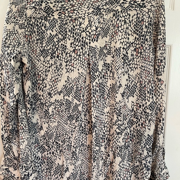 Snake pattern blouse - Picture 4 of 8